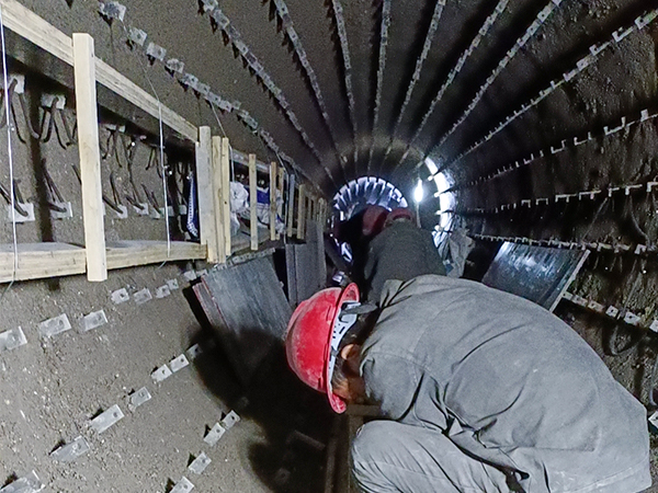 �ຣ���D(zhu��n)�G�ͻ�ע��ʩ���F(xi��n)��(ch��ng)